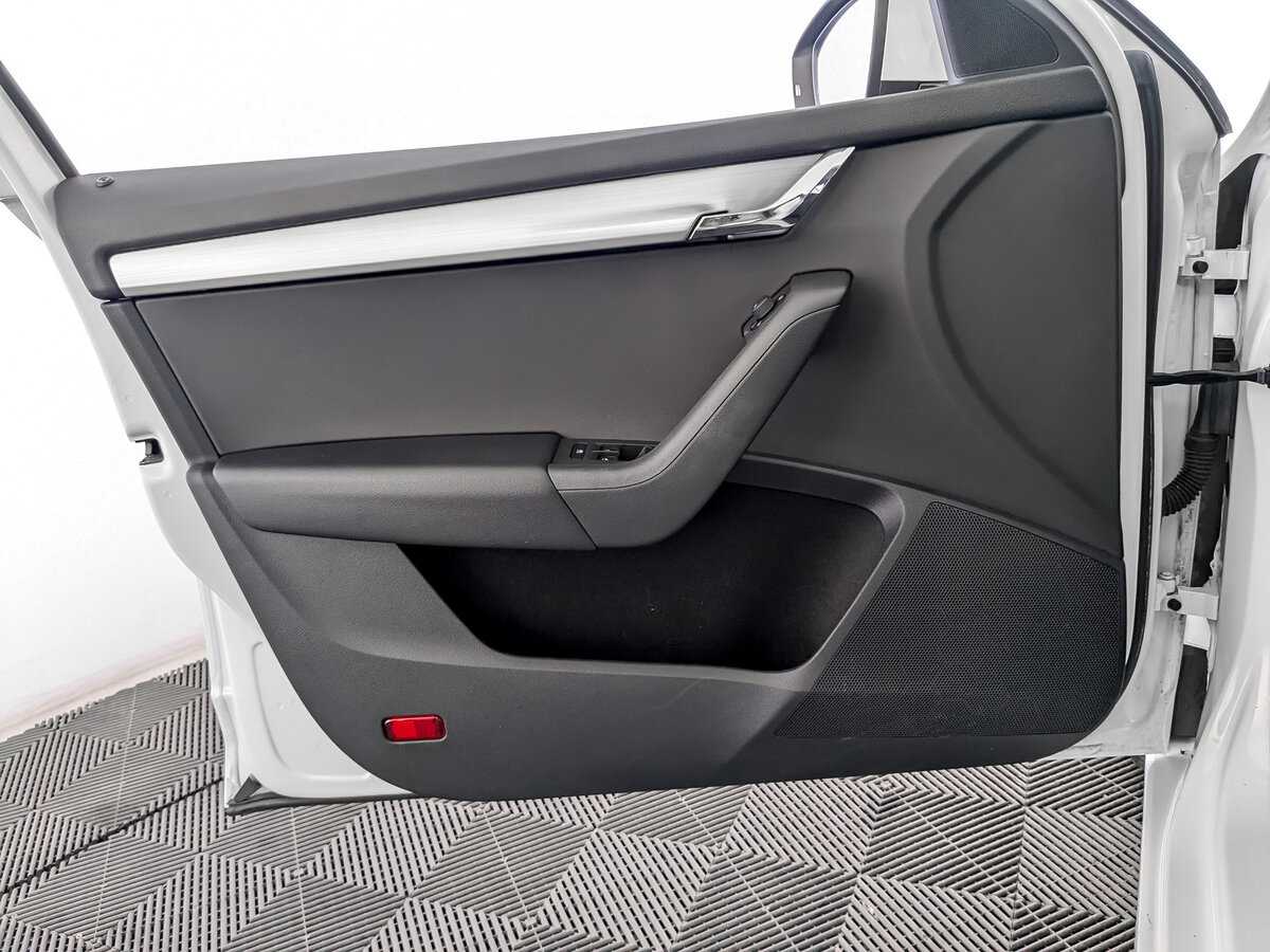 Skoda Octavia, 2019 - Фото №14