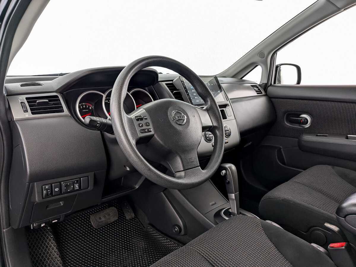 Nissan Tiida, 2013 - Фото №13