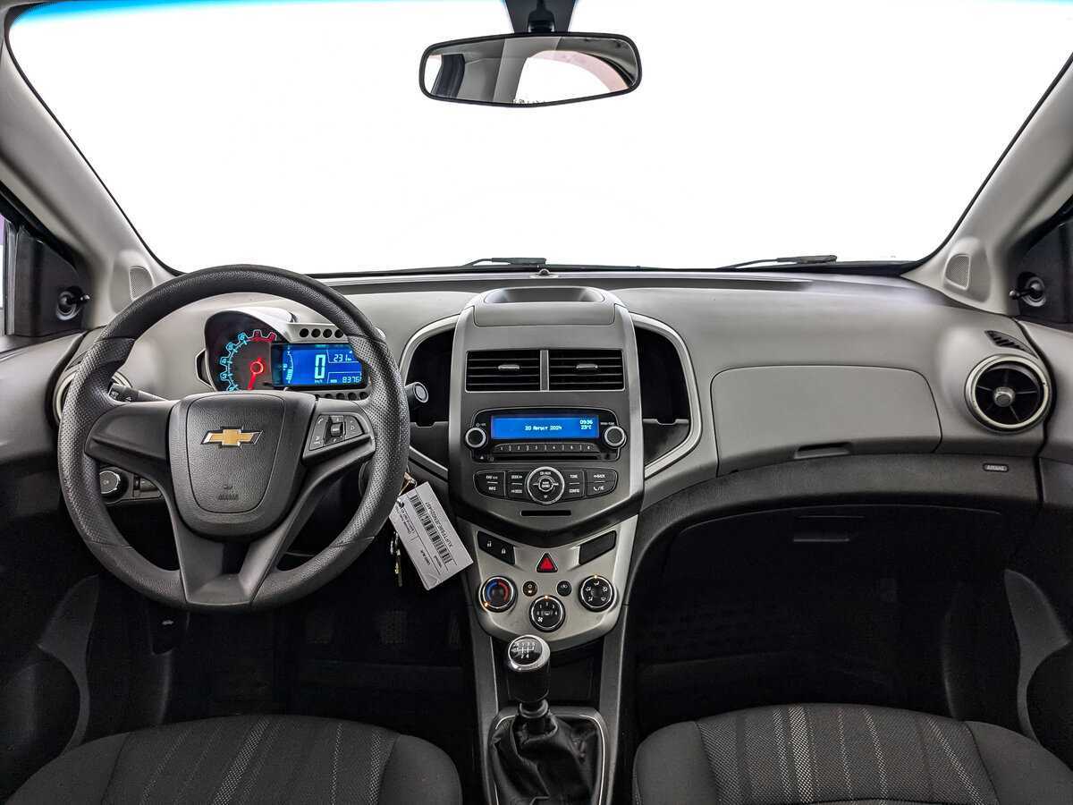 Chevrolet Aveo, 2014 - Фото №11