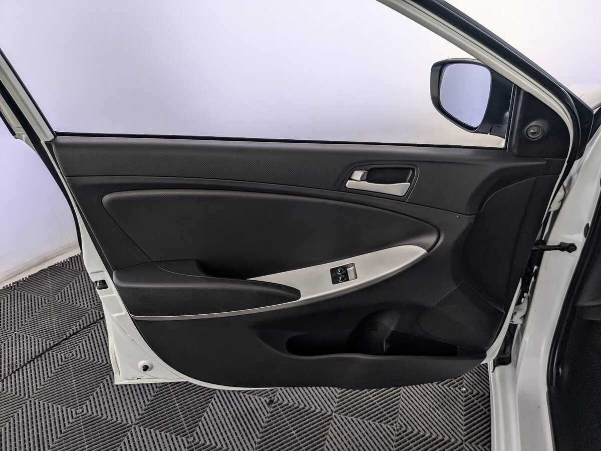 Hyundai Solaris, 2014 - Фото №14