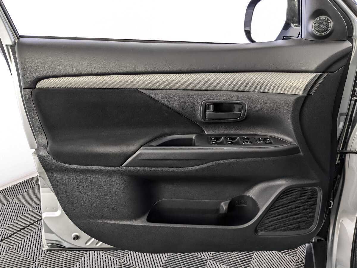 Mitsubishi Outlander, 2015 - Фото №14