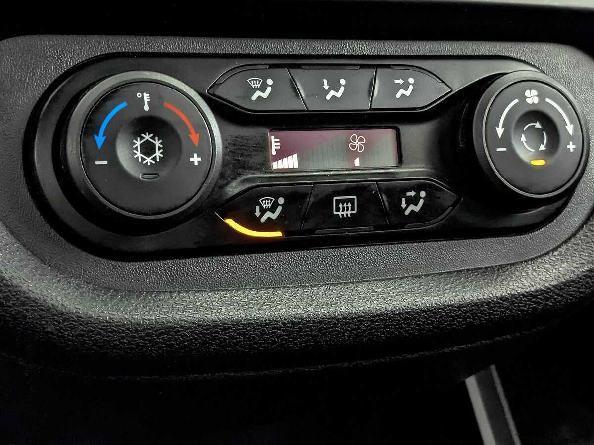 Lada (ВАЗ) Vesta, 2021 - Фото №16