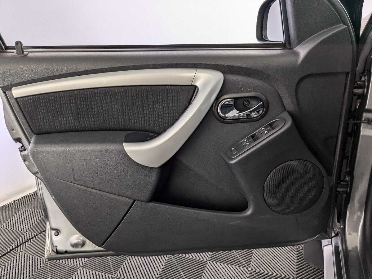 Nissan Terrano, 2015 - Фото №14