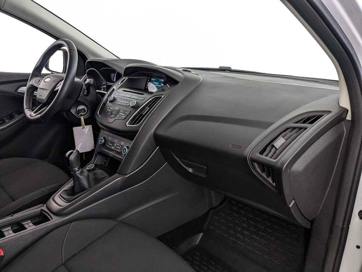 Ford Focus, 2018 - Фото №8