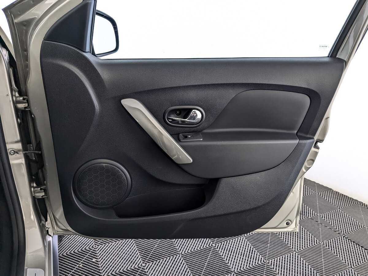 Renault Sandero Stepway, 2021 - Фото №20