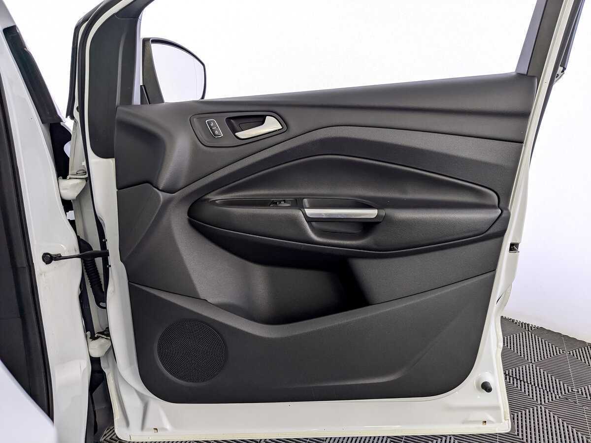 Ford Kuga, 2016 - Фото №18