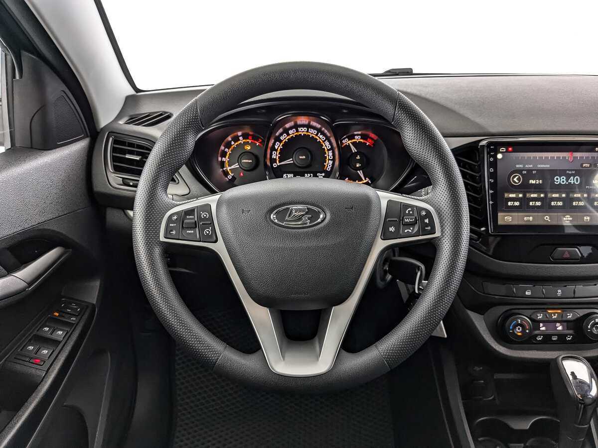 Lada (ВАЗ) Vesta, 2020 - Фото №17