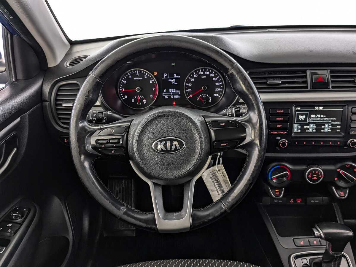 Kia Rio X-Line, 2019 - Фото №17