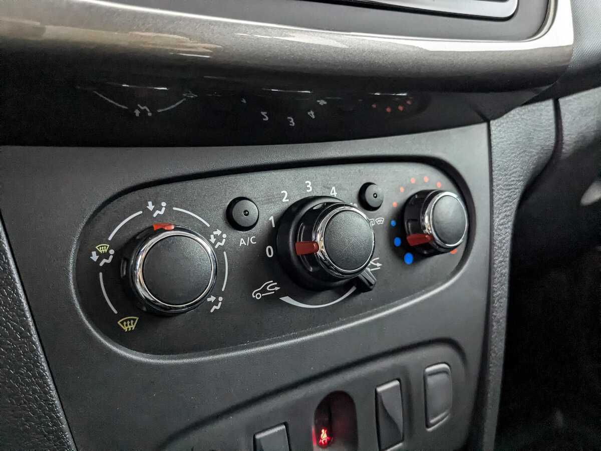 Renault Sandero Stepway, 2021 - Фото №21