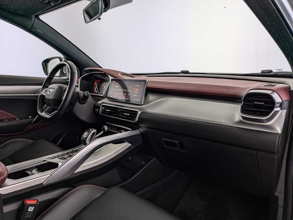 Geely Coolray, 2021 - Фото №8