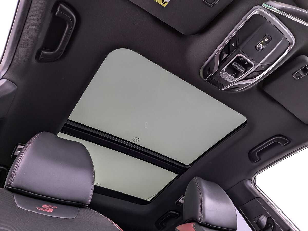 Geely Coolray, 2021 - Фото №18