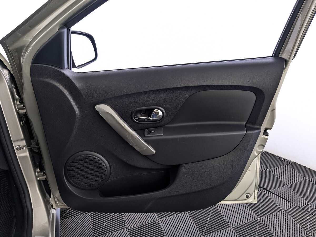 Renault Logan, 2020 - Фото №20