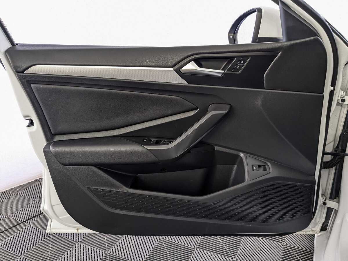 Volkswagen Jetta, 2020 - Фото №14