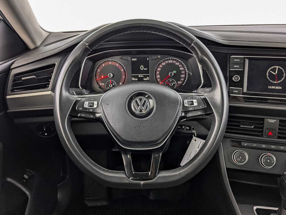 Volkswagen Jetta, 2020 - Фото №17