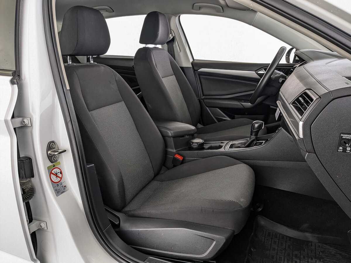 Volkswagen Jetta, 2020 - Фото №19