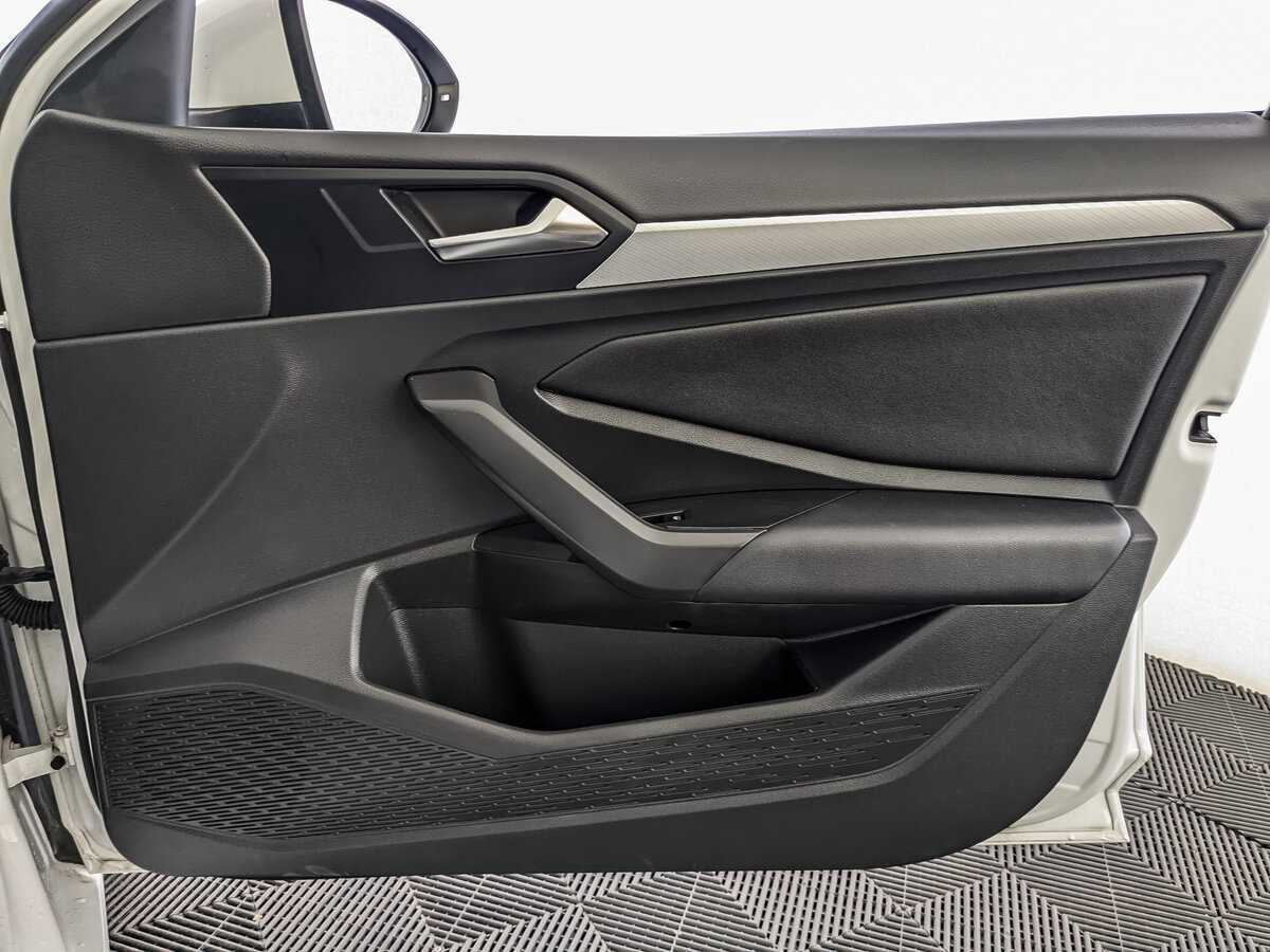 Volkswagen Jetta, 2020 - Фото №20