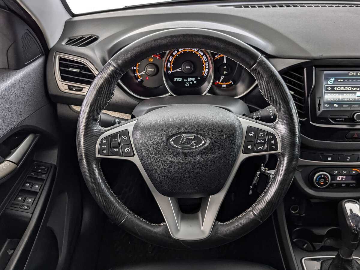 Lada (ВАЗ) Vesta SW, 2020 - Фото №17