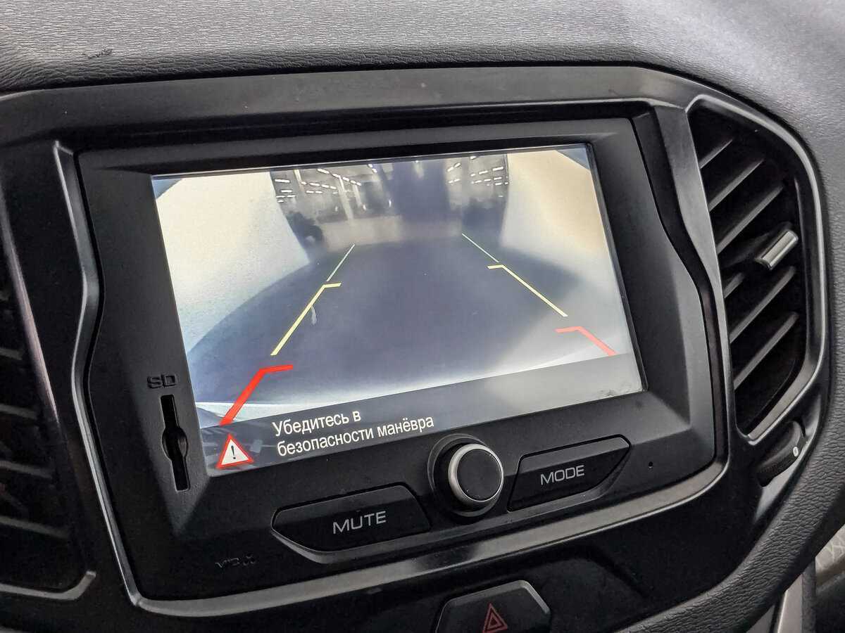 Lada (ВАЗ) Vesta SW, 2020 - Фото №21