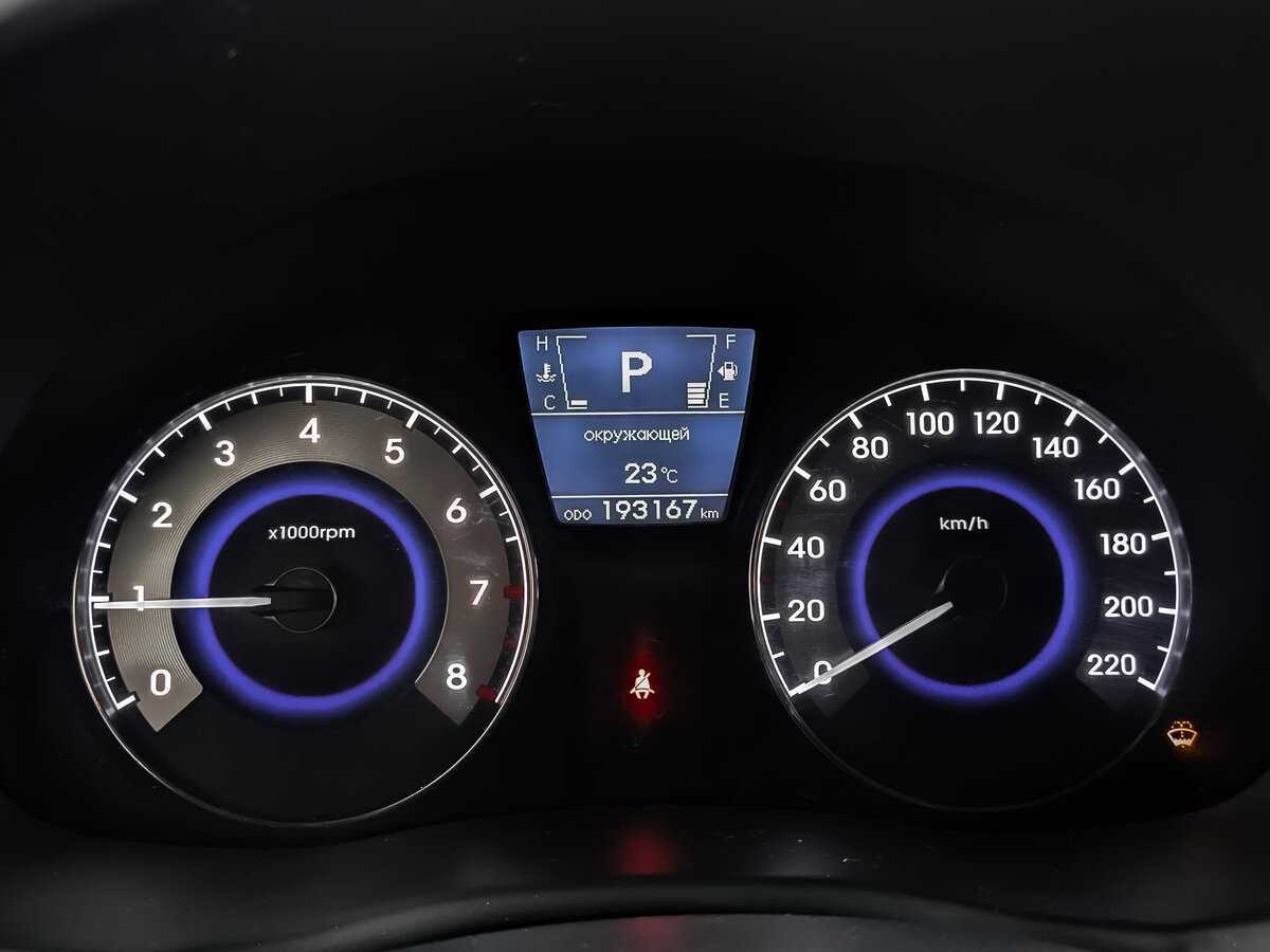 Hyundai Solaris, 2012 - Фото №11