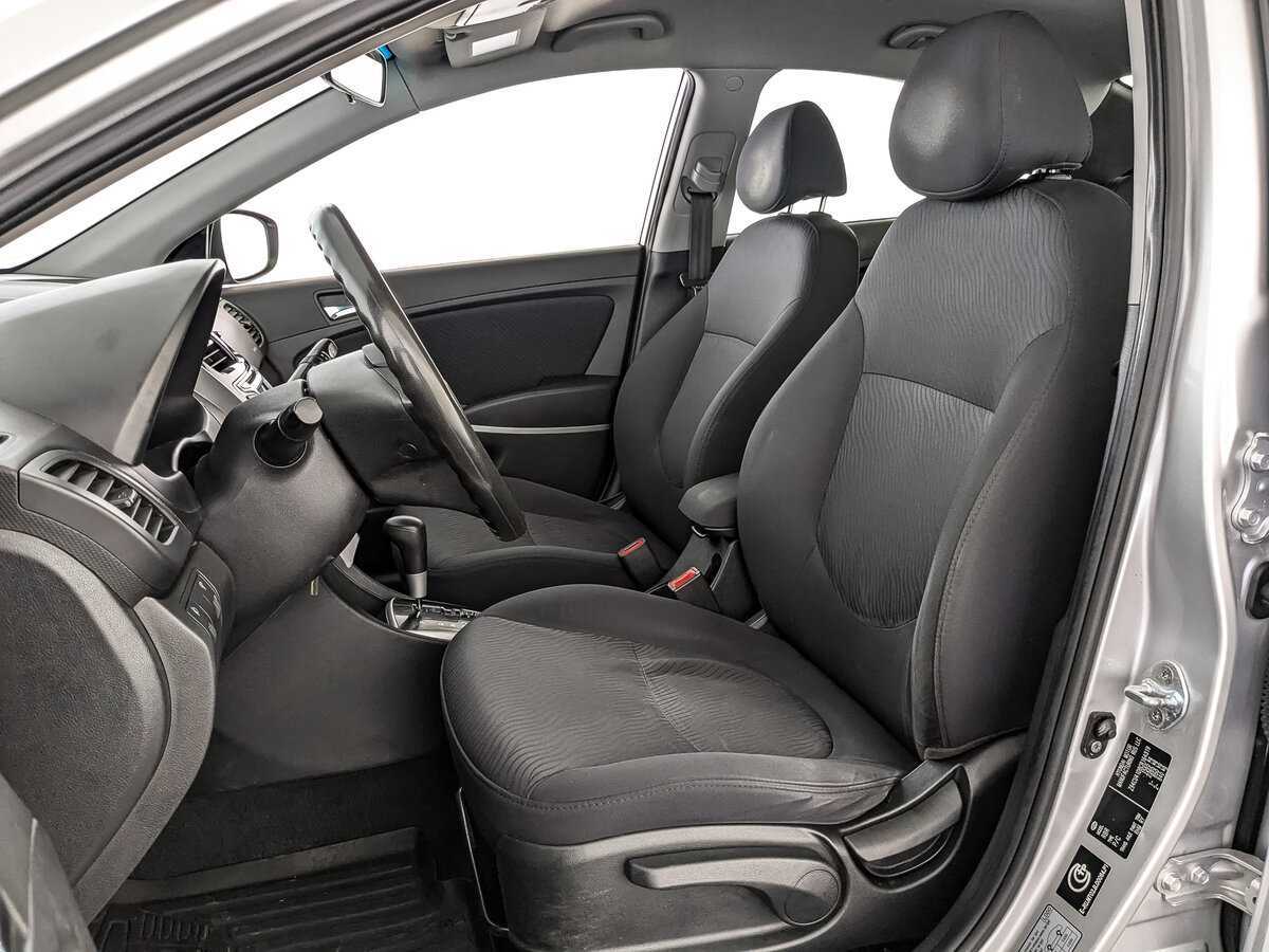 Hyundai Solaris, 2012 - Фото №15