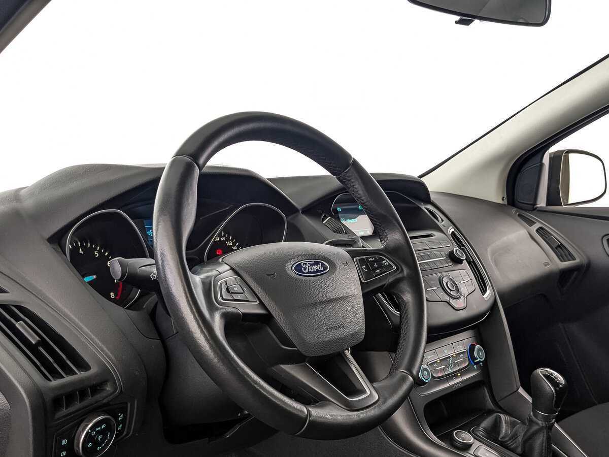 Ford Focus, 2019 - Фото №10
