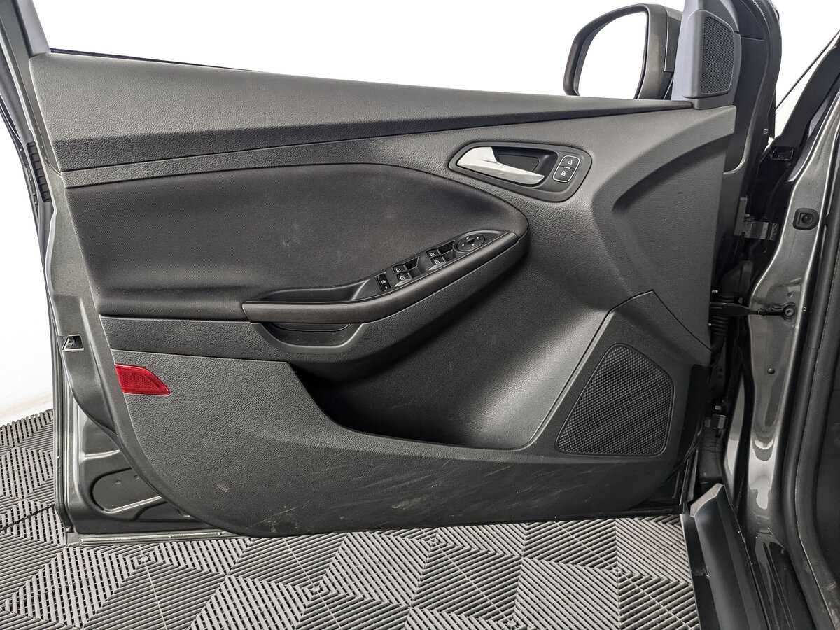 Ford Focus, 2019 - Фото №14