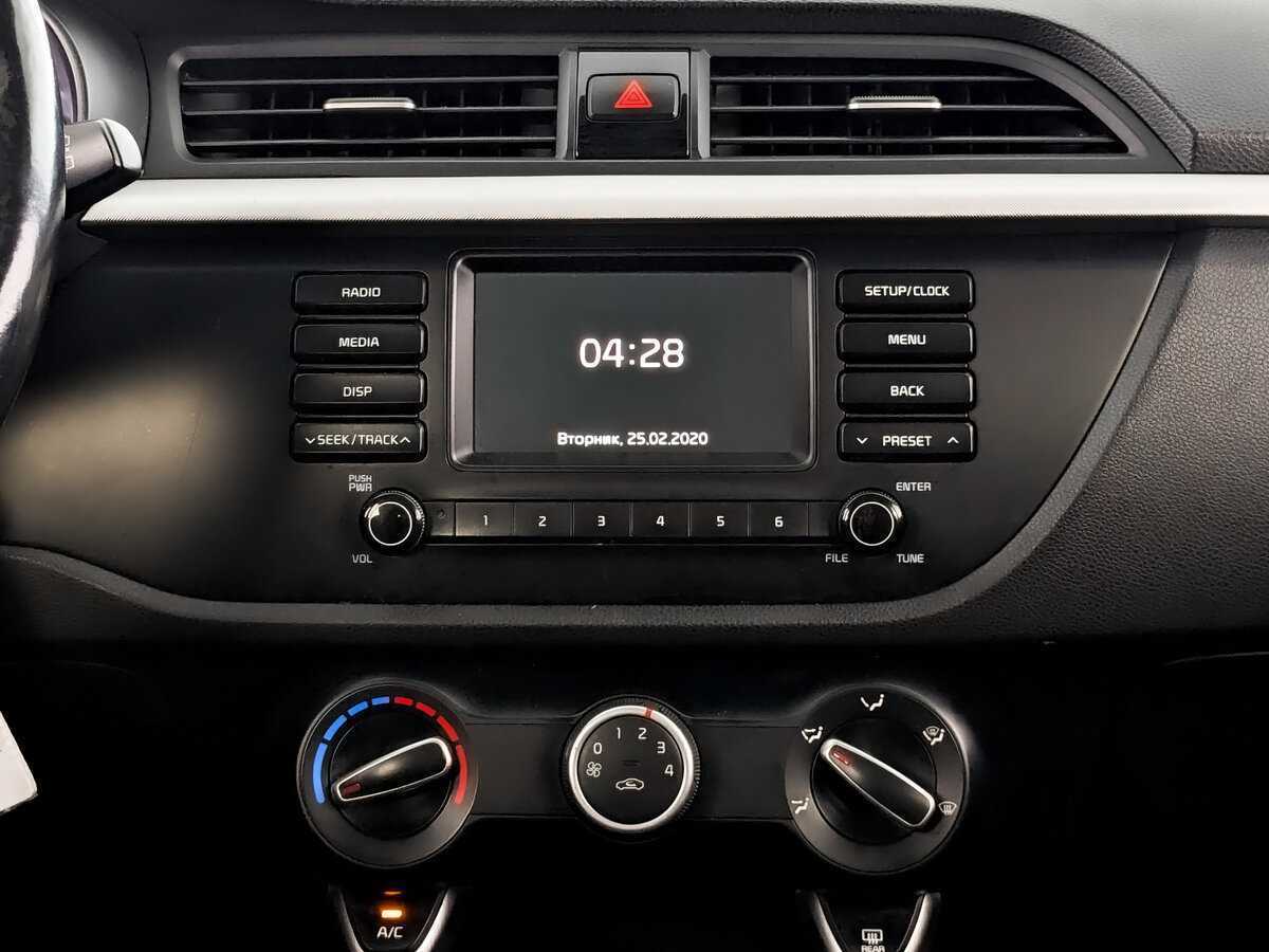 Kia Rio X-Line, 2019 - Фото №12