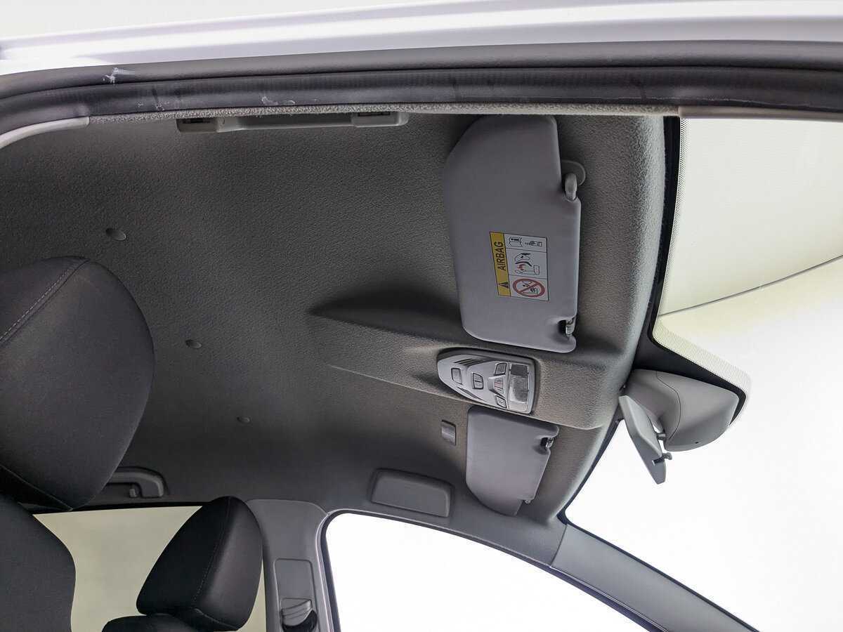 Lada (ВАЗ) Vesta SW, 2021 - Фото №17