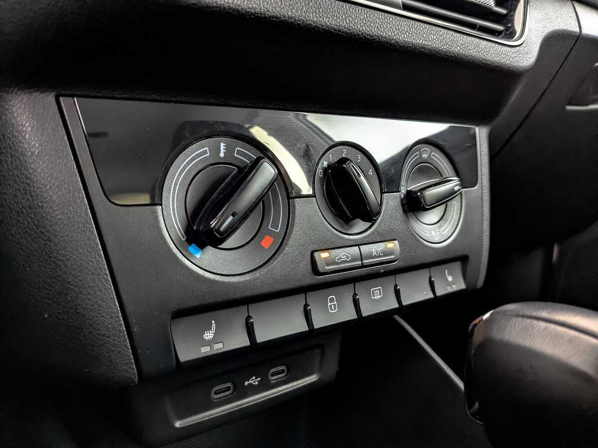 Volkswagen Polo, 2020 - Фото №16