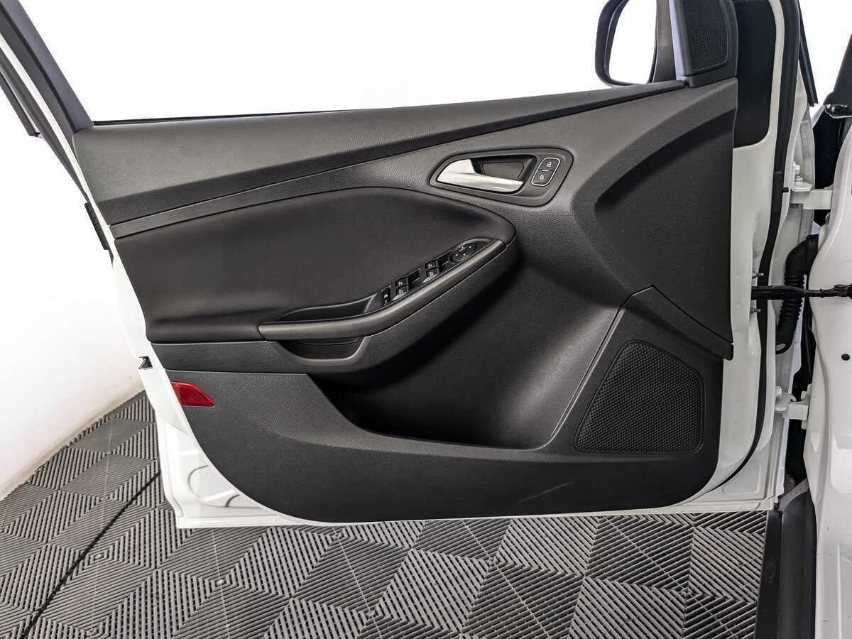 Ford Focus, 2018 - Фото №14