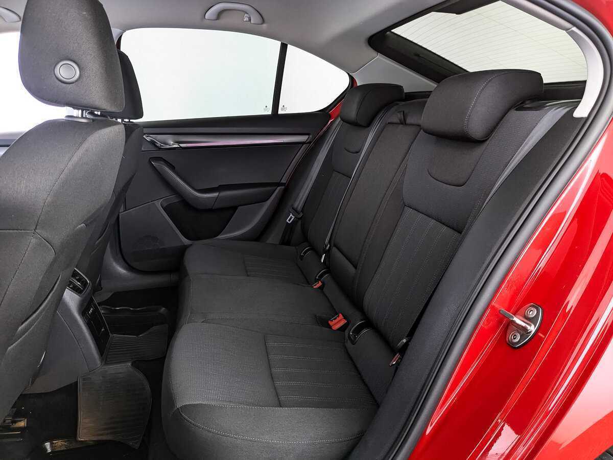 Skoda Octavia, 2018 - Фото №12