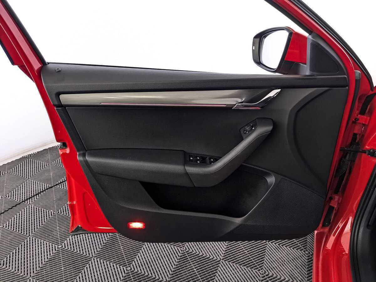 Skoda Octavia, 2018 - Фото №13