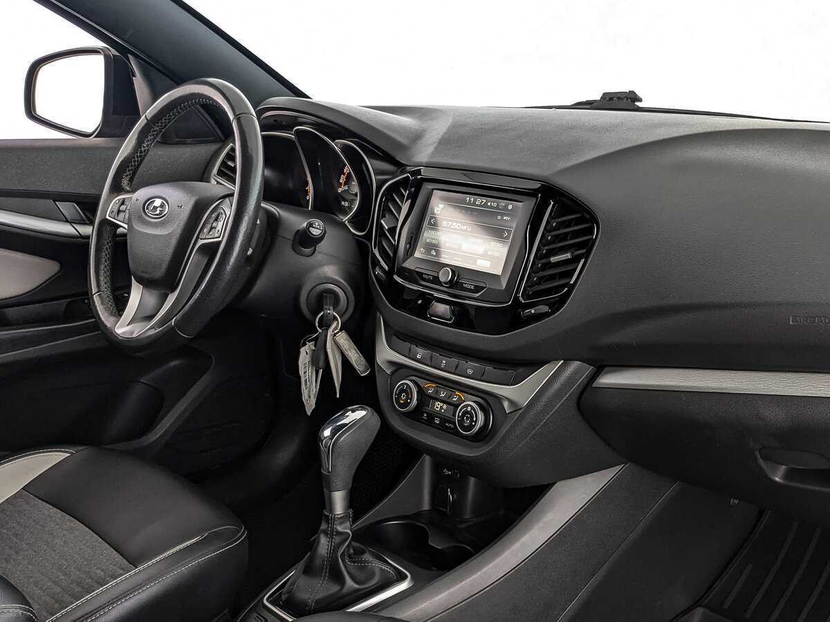 Lada (ВАЗ) Vesta, 2019 - Фото №8