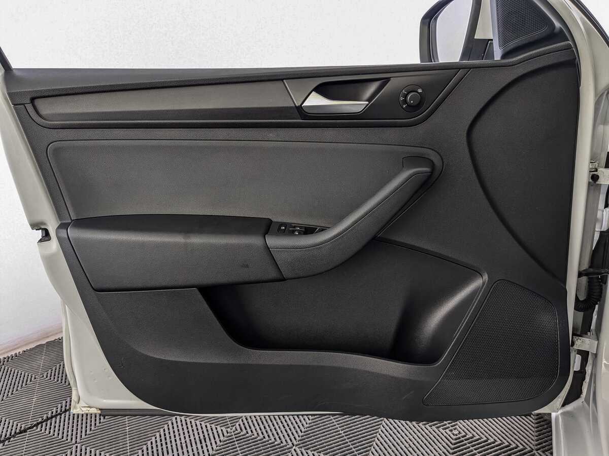 Volkswagen Polo, 2020 - Фото №14