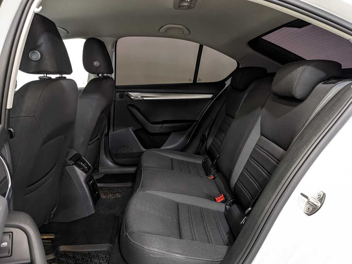 Skoda Octavia, 2018 - Фото №13