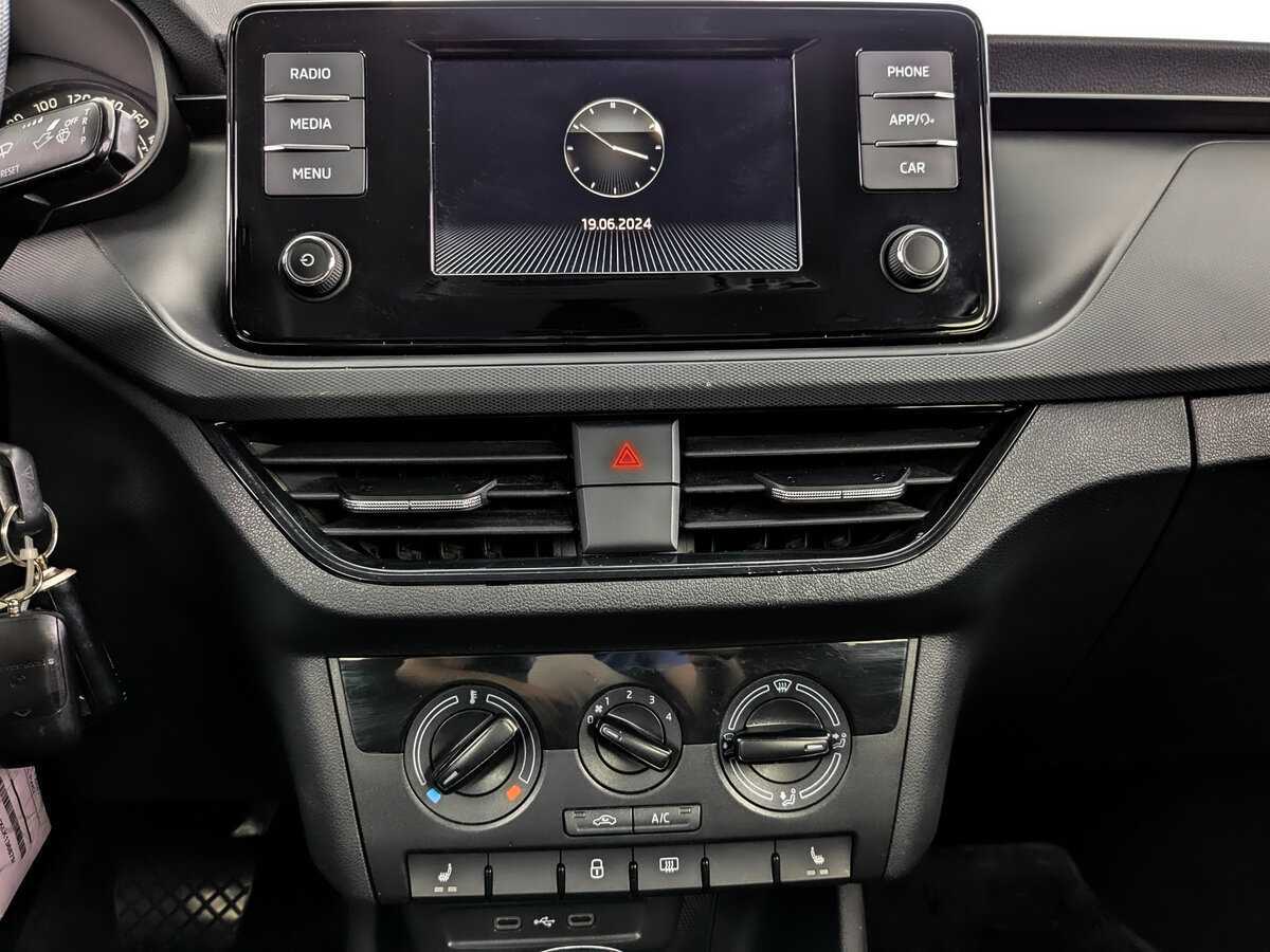 Skoda Rapid, 2020 - Фото №12