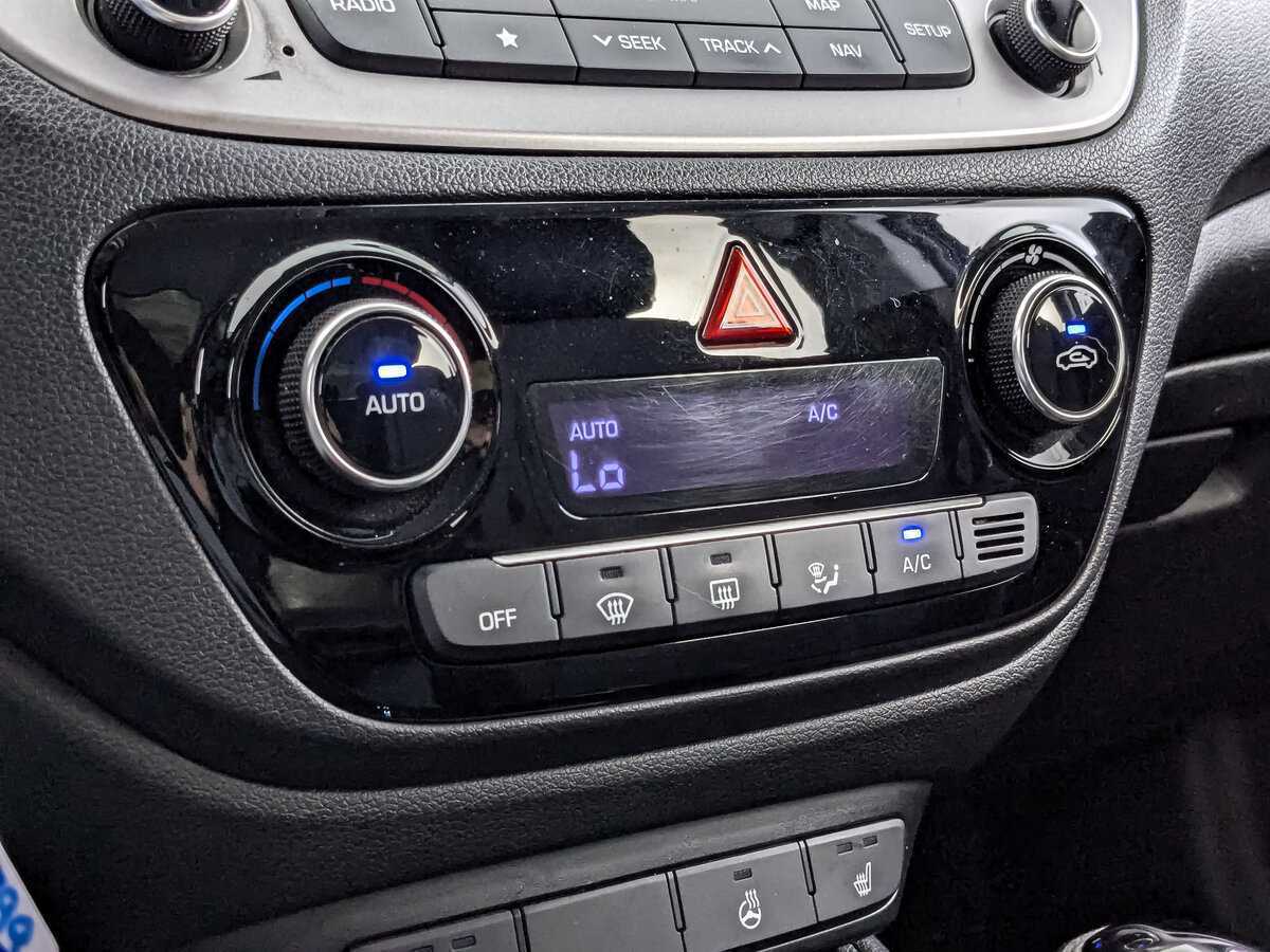 Hyundai Solaris, 2018 - Фото №16