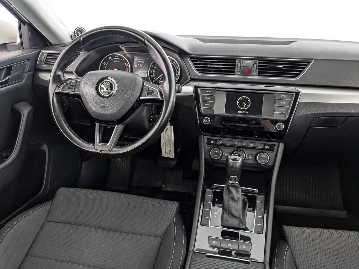 Skoda Superb, 2017 - Фото №15