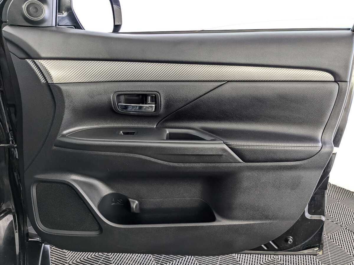 Mitsubishi Outlander, 2012 - Фото №19