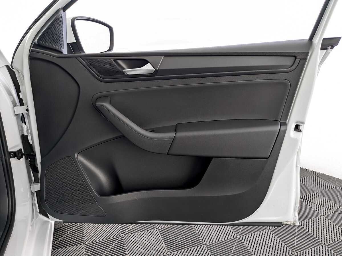 Volkswagen Polo, 2020 - Фото №19