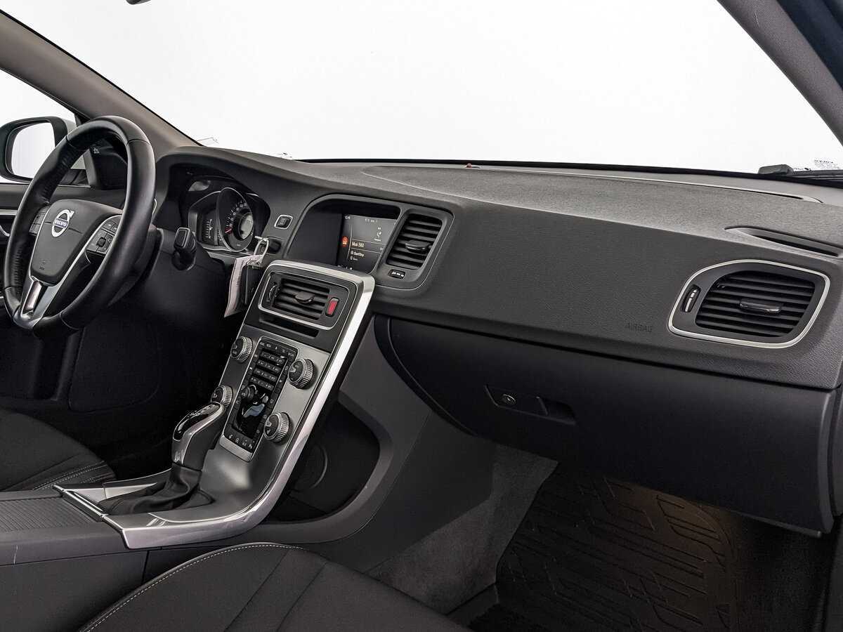 Volvo S60, 2017 - Фото №8