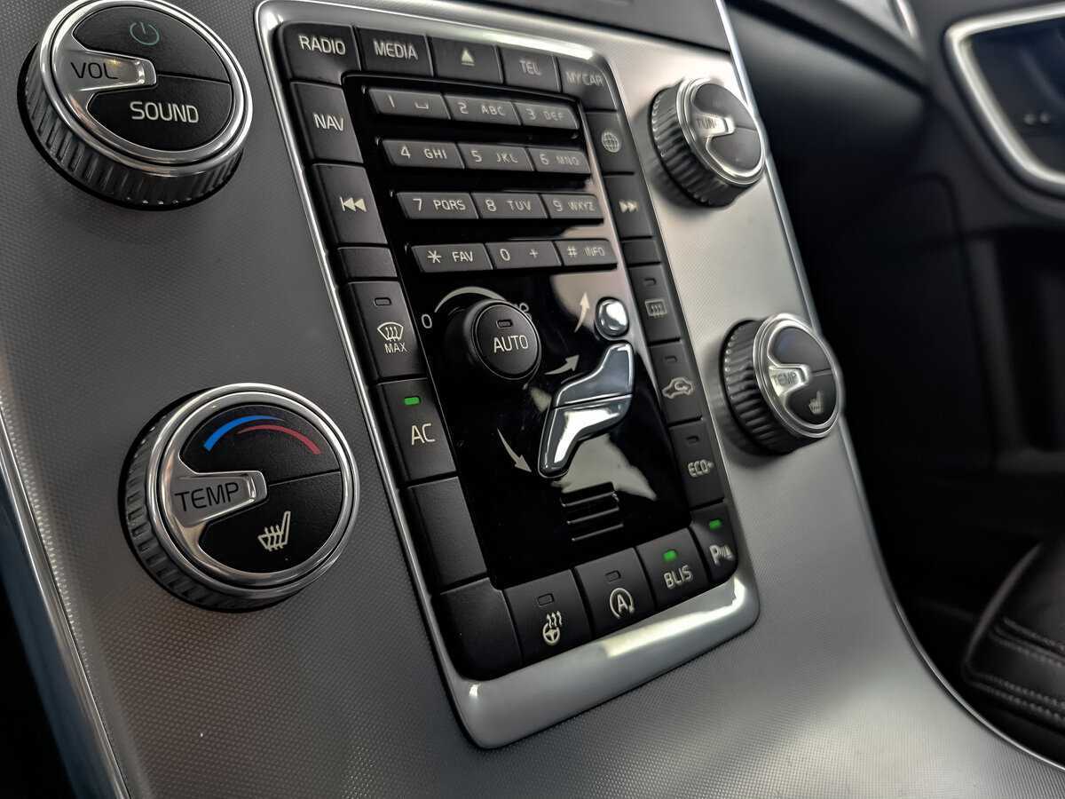 Volvo S60, 2017 - Фото №15