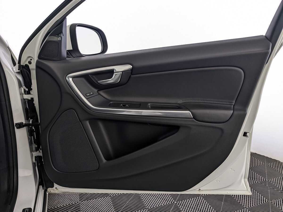 Volvo S60, 2017 - Фото №18