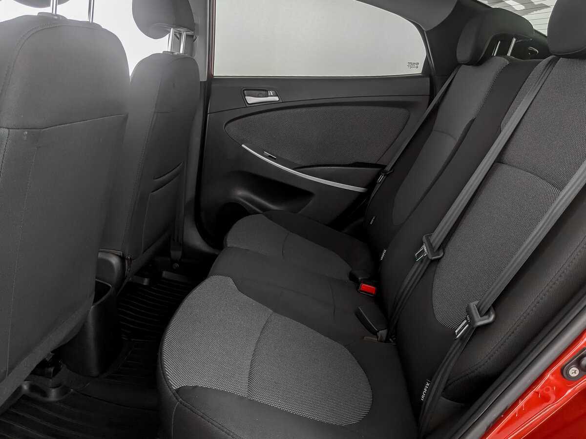 Hyundai Solaris, 2012 - Фото №9