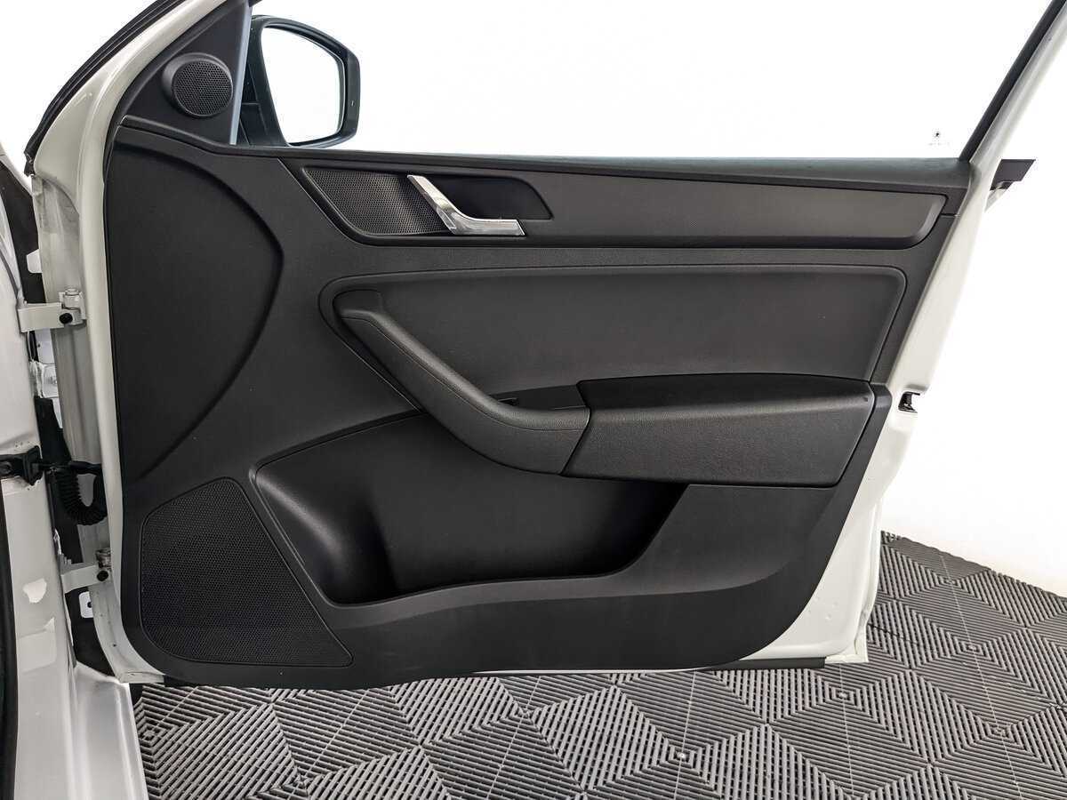 Skoda Rapid, 2017 - Фото №20