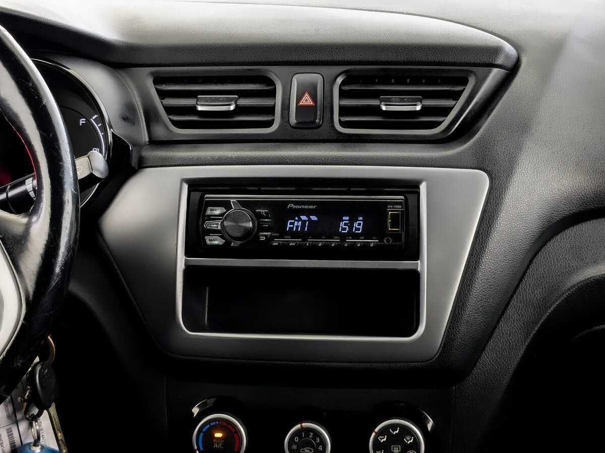Kia Rio, 2015 - Фото №12