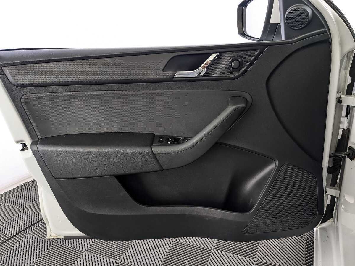 Skoda Rapid, 2015 - Фото №14