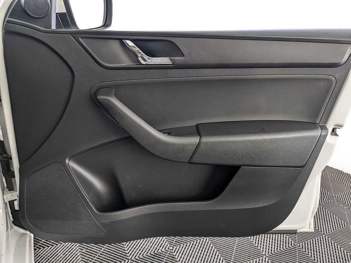 Skoda Rapid, 2015 - Фото №20