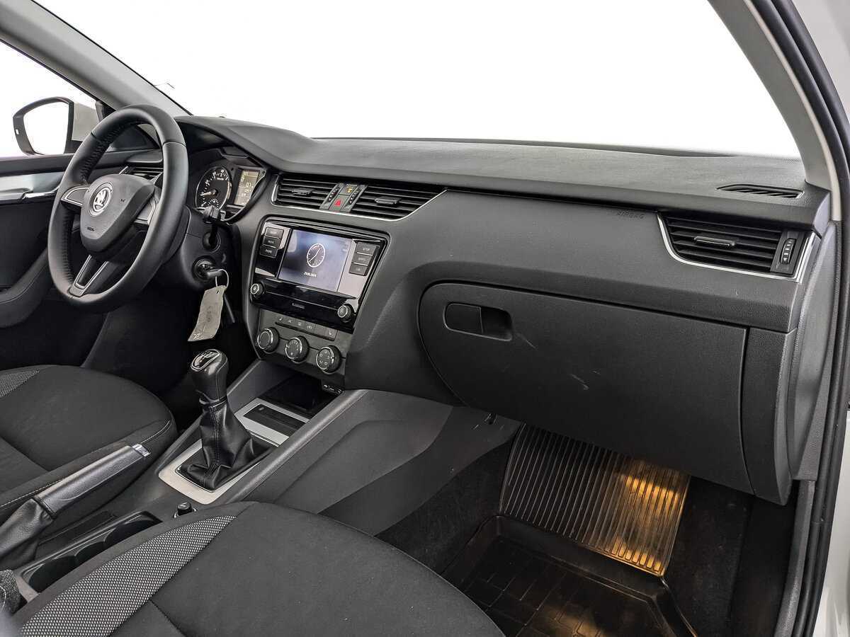 Skoda Octavia, 2017 - Фото №8