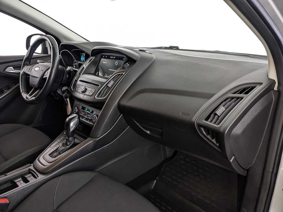 Ford Focus, 2019 - Фото №8